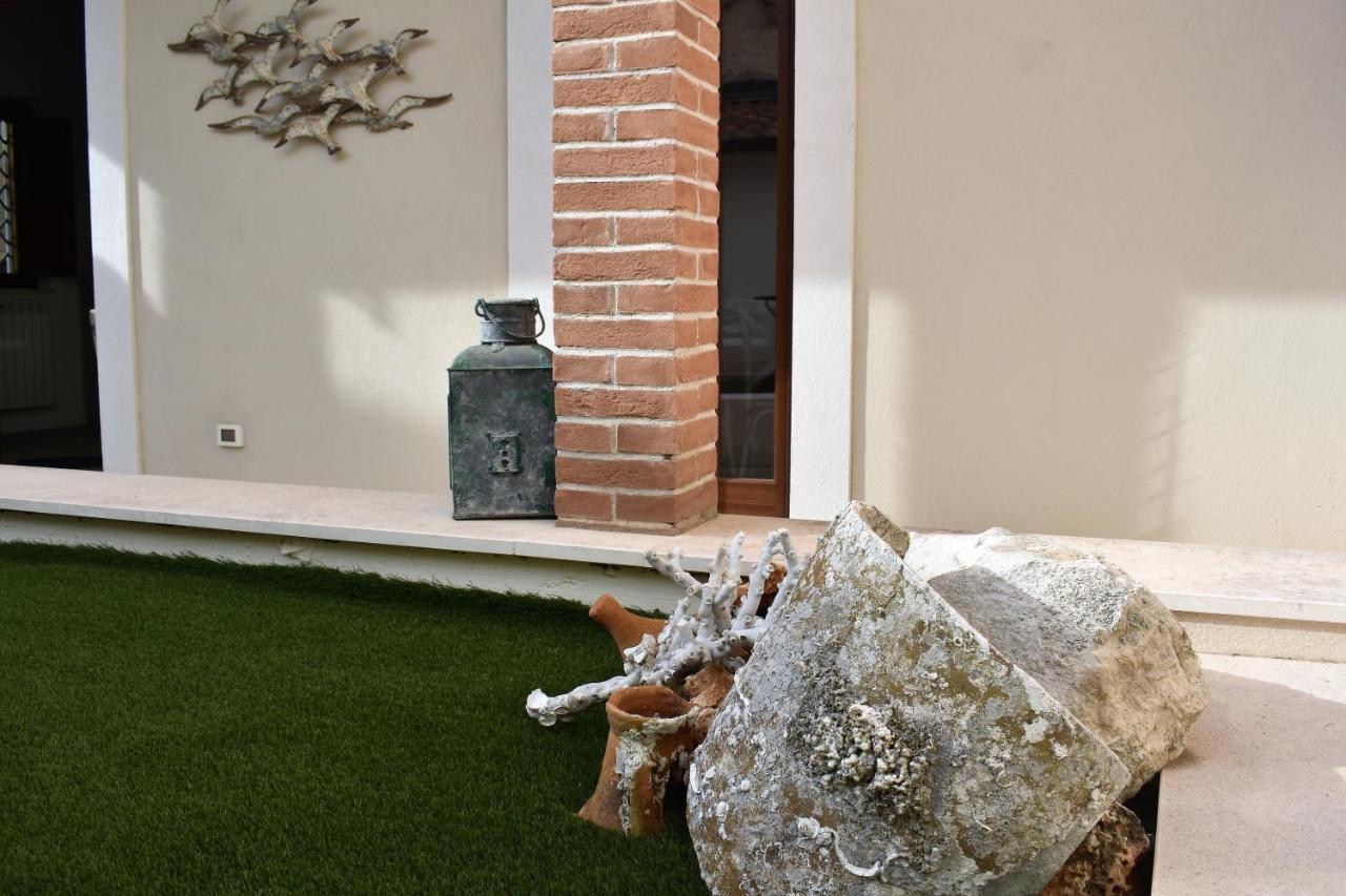 Le Radici Home L'Aquila Luaran gambar