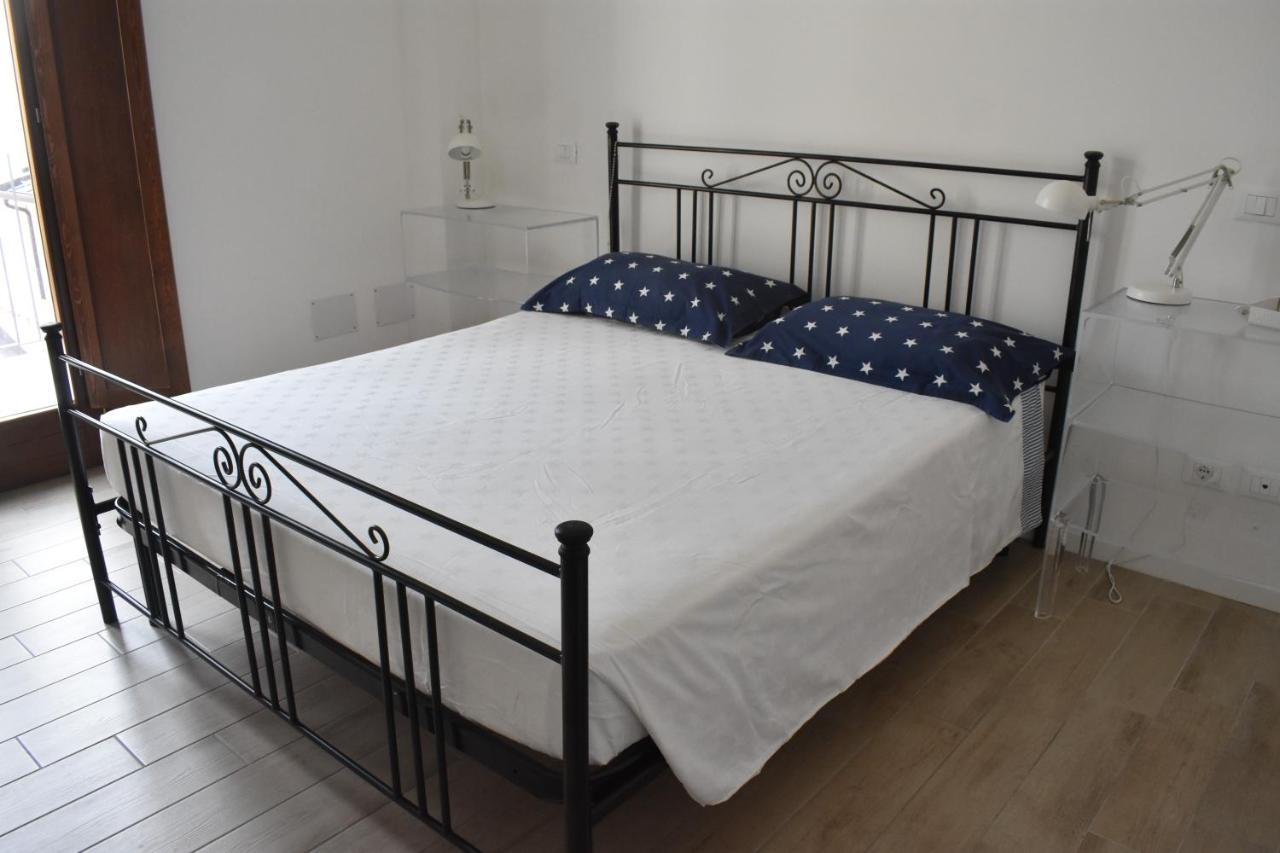 Le Radici Home L'Aquila Luaran gambar
