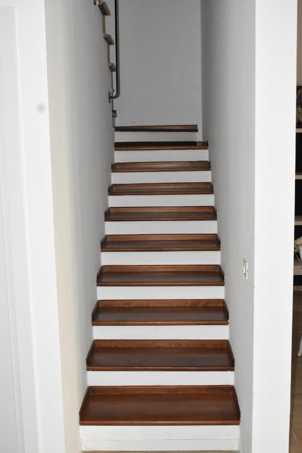 Le Radici Home L'Aquila Luaran gambar