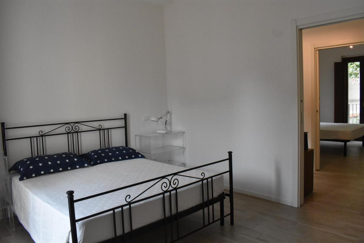 Le Radici Home L'Aquila Luaran gambar