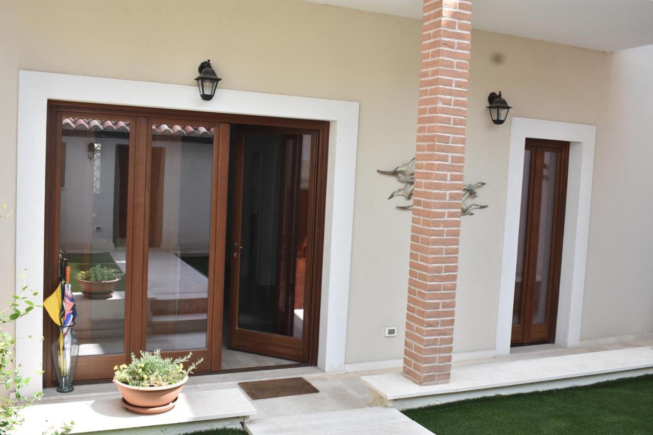 Le Radici Home L'Aquila Luaran gambar