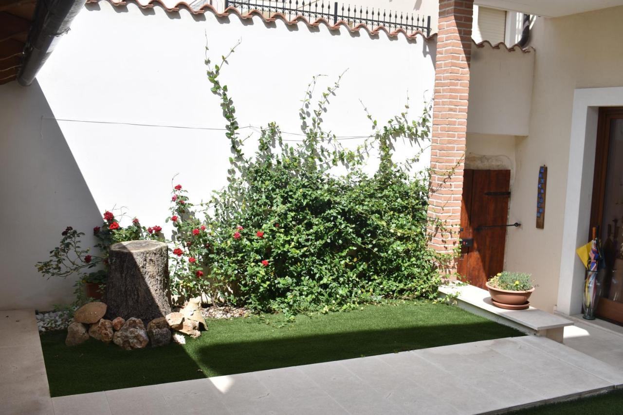 Le Radici Home L'Aquila Luaran gambar