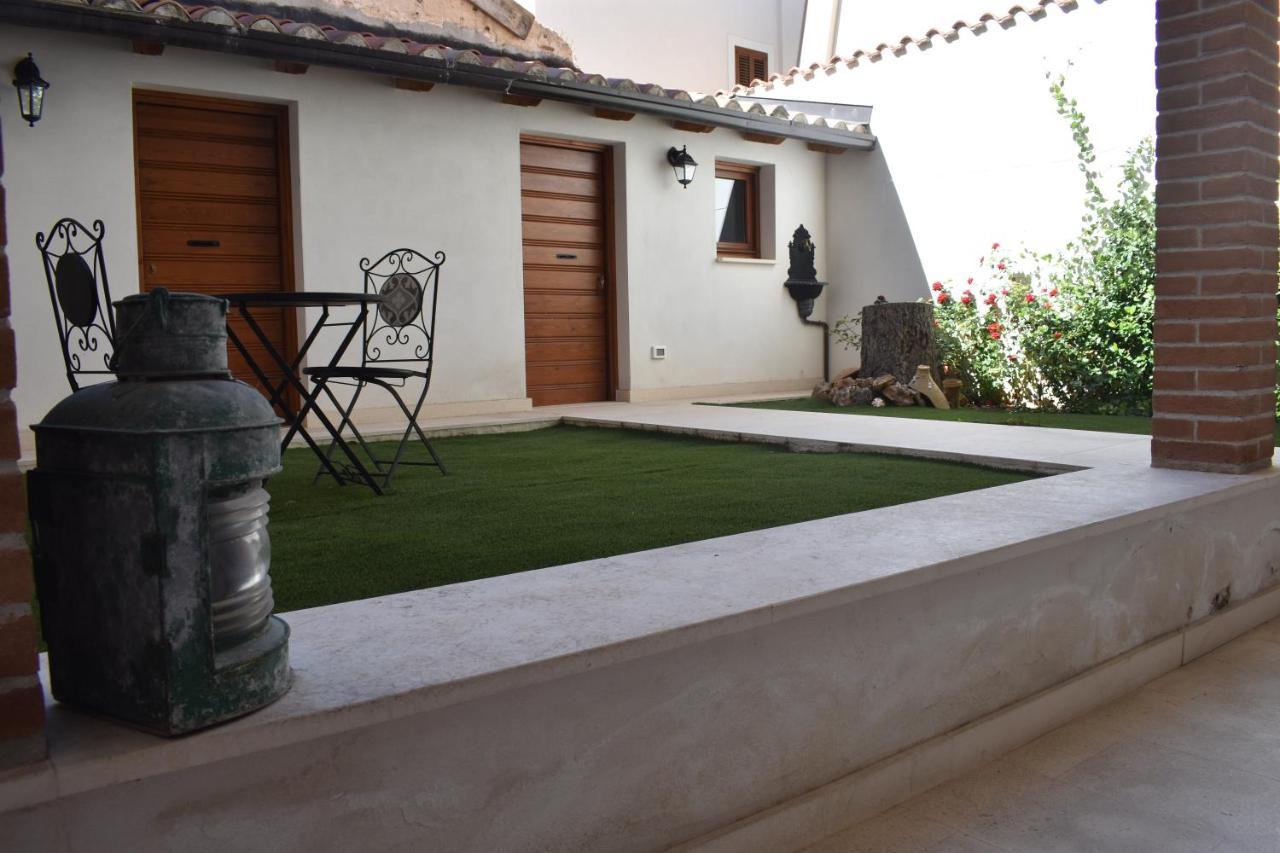 Le Radici Home L'Aquila Luaran gambar